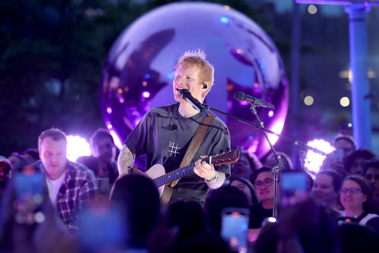 How to purchase tickets for the 'LOOP' tour by Ed Sheeran in 2026